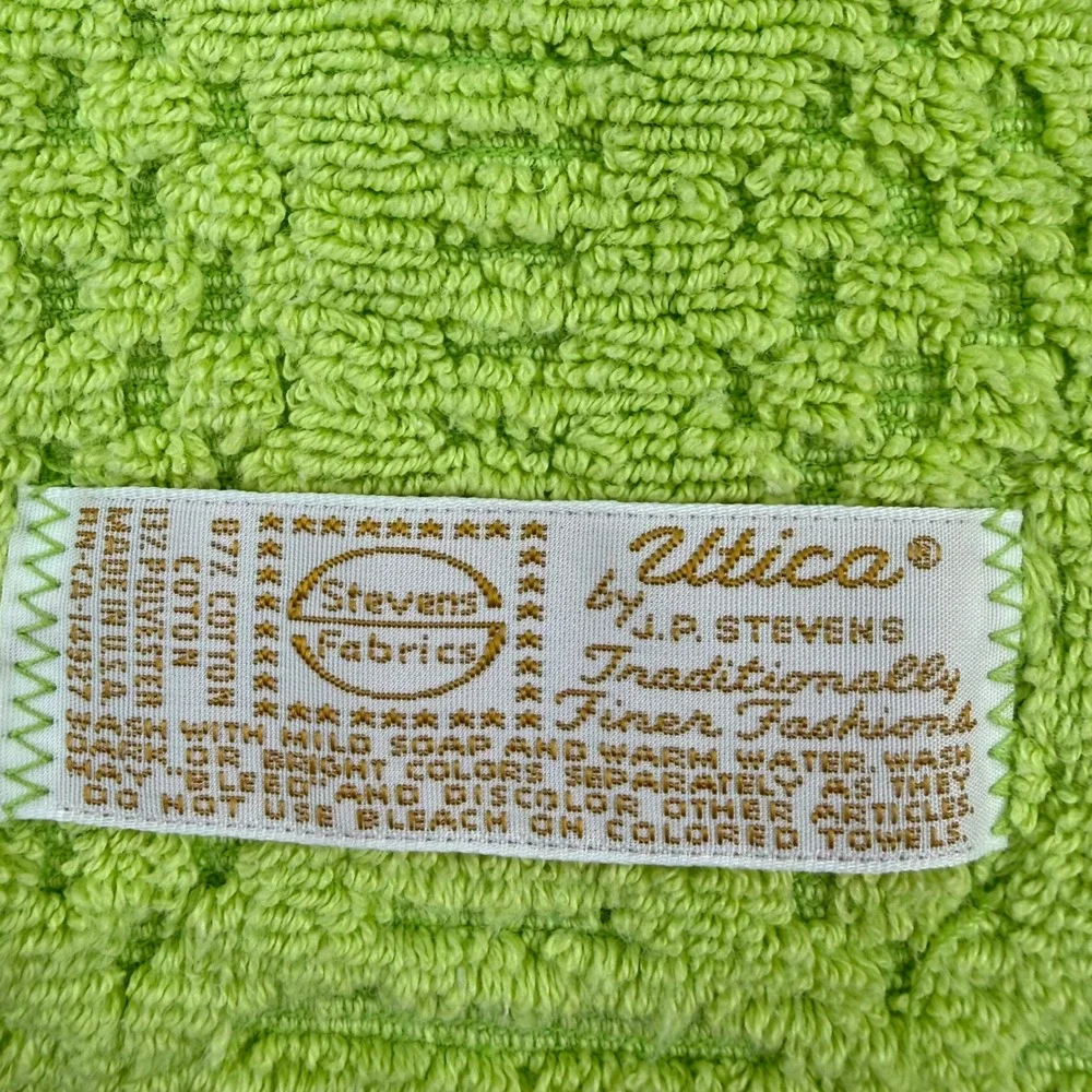 Vintage Utica by JP Stevens Lime Green Fringed Bath Towel Jacquard Made in USA